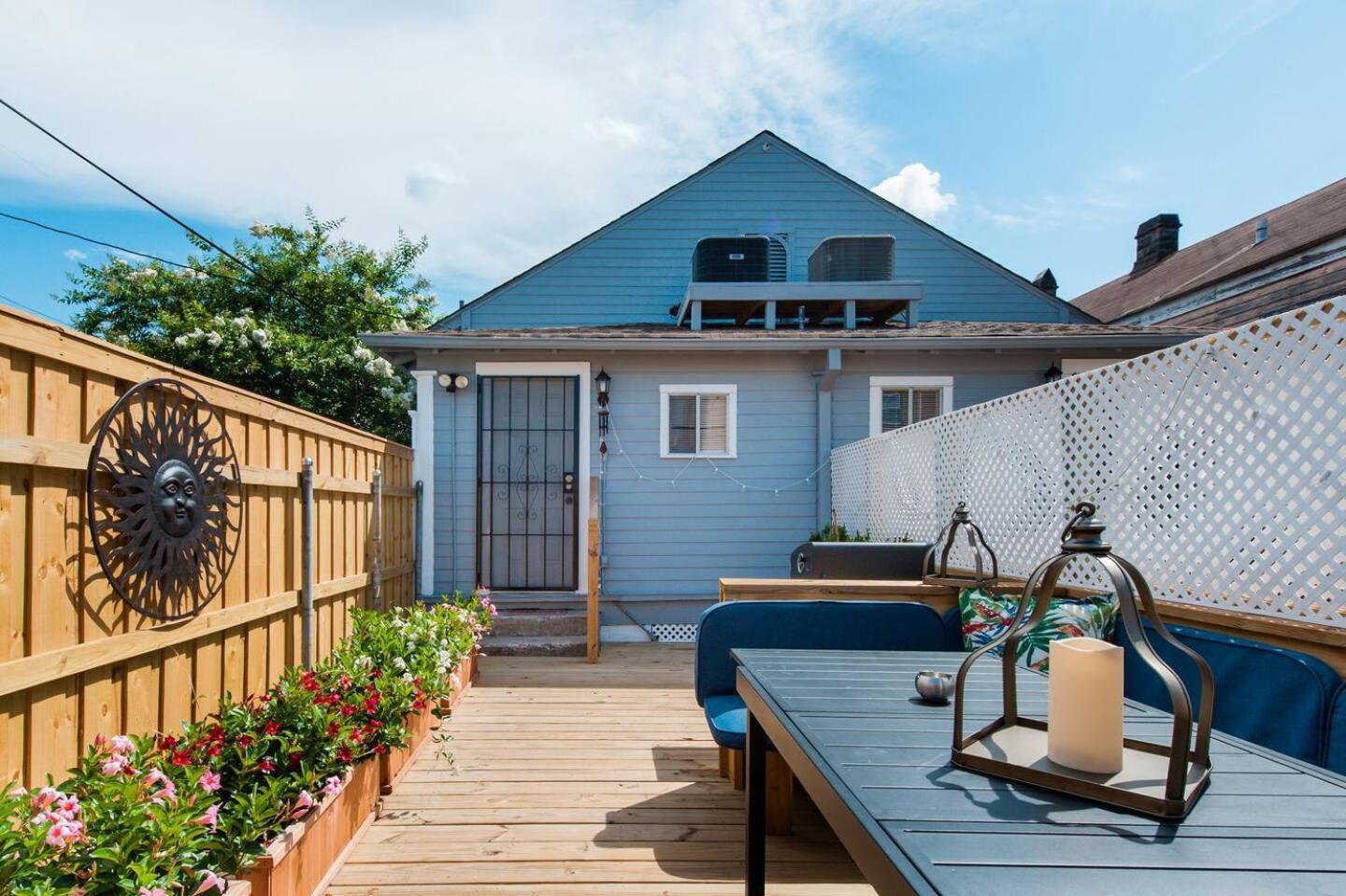 Shotgun Craftman House With Private Patio Apartment New Orleans Exterior photo